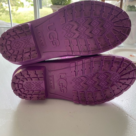 Ugg rain boots - Picture 5 of 6